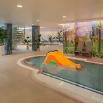 Atlantis Wellness & Conference Hotel