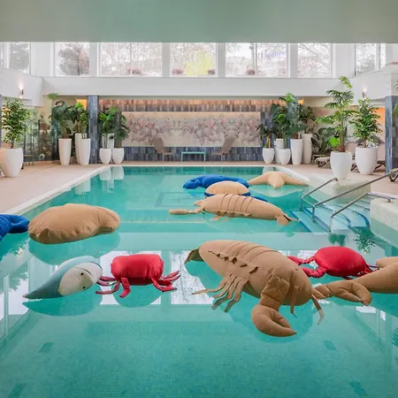 Hotel Atlantis Wellness & Conference 4*