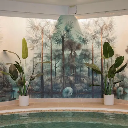 Atlantis Wellness & Conference Hotel 4*