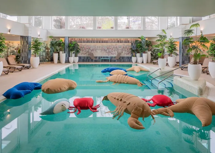 호텔 Atlantis Wellness & Conference 4*