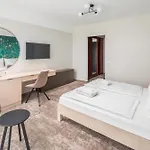 酒店 Atlantis Wellness & Conference 4*