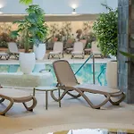 Atlantis Wellness & Conference 酒店