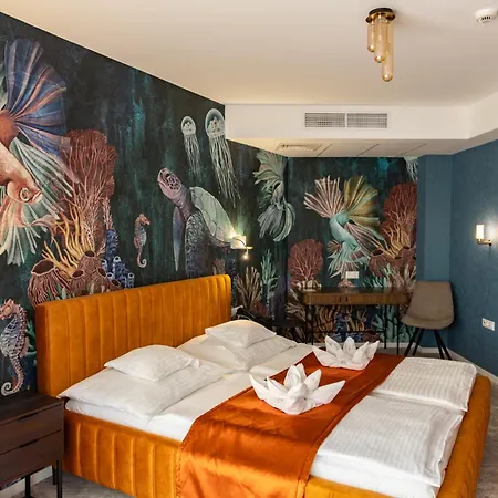 מלון Atlantis Wellness & Conference 4*