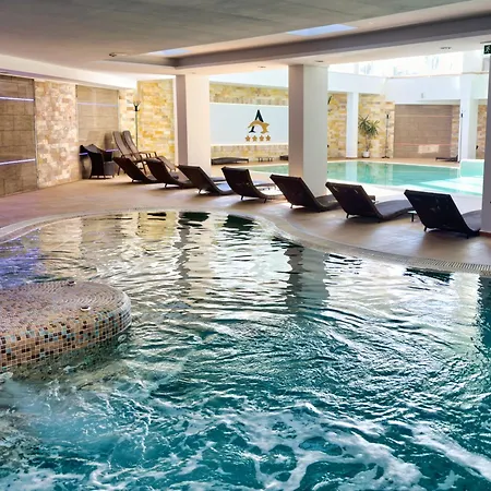 Hotel Atlantis Wellness & Conference 4*