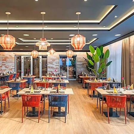 Atlantis Wellness & Conference Hotel