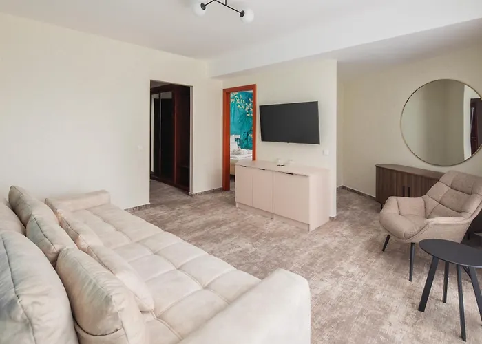 Hotell Atlantis Wellness & Conference 4*